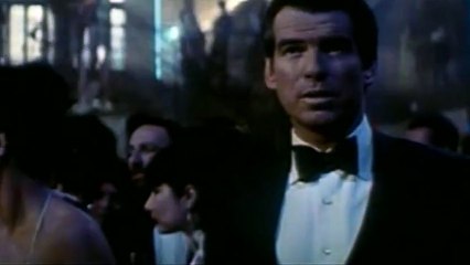 Demain Ne Meurt Jamais VF