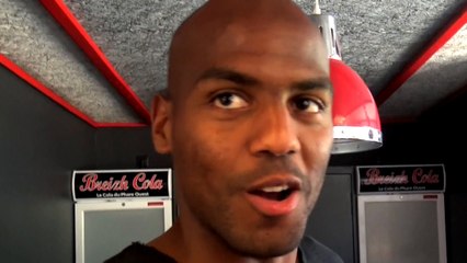 La réaction du coach  et des joueurs / Nouveau maillot extérieur