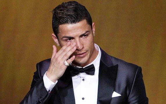 Cristiano Ronaldo oferece ajuda financeira Madeira