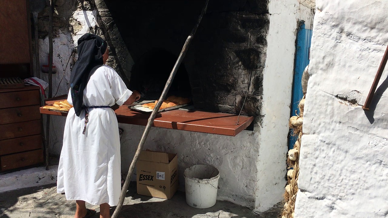 Olymbos - Backofen Taverne Milos- Juni 2016