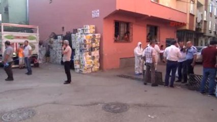 Bursa Ayrı Yaşadığı Eşinin Evinin Önünde Kendi Yaptığı Bombayı Patlattı