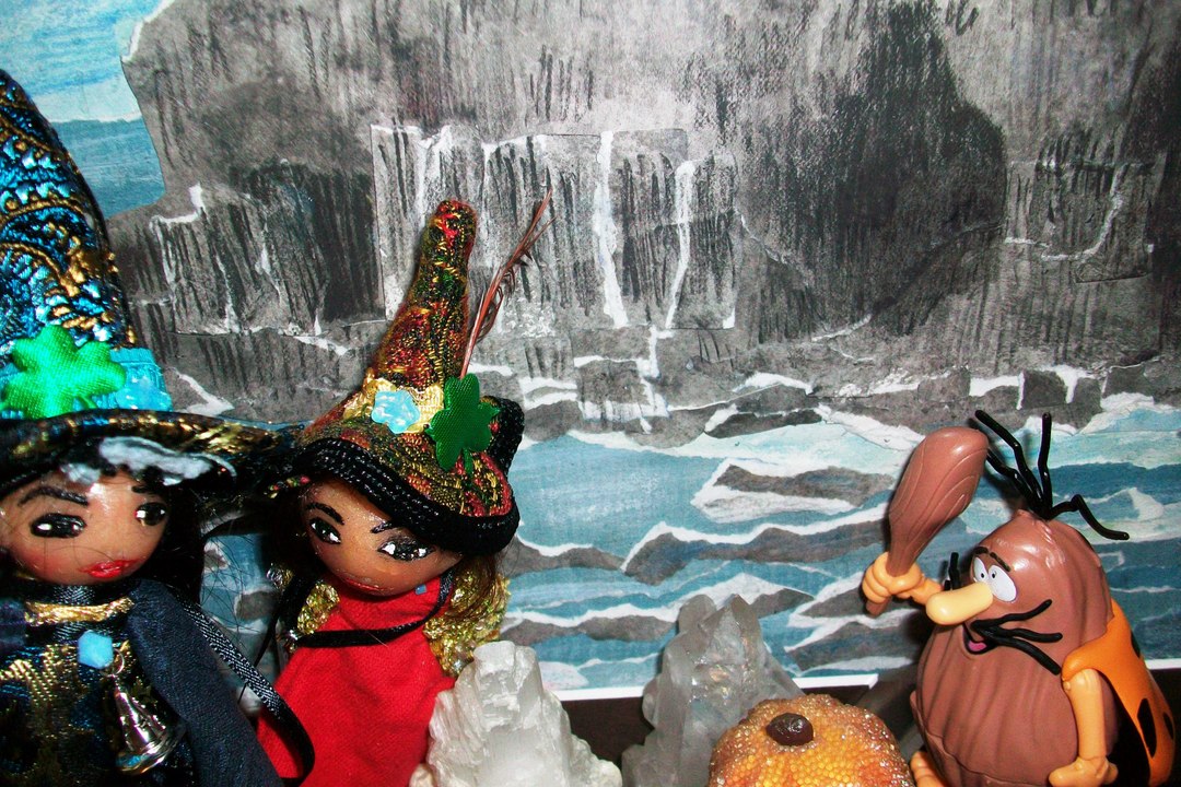 Cpt Caveman & The Witches