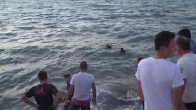 Boğulma Tehlikesi Geçiren Çocuğu Kurtarmak İsterken Boğuldu