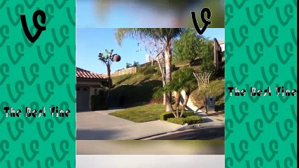 下载视频: Top Basketball Moves, Trick Shots & Fails Compilation | Best Vines of August 2016