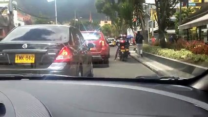 Costó de vida en Bogotá. Colombia. Chofer de Uber nos comenta.