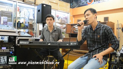 Roland E-A7: Chuyện Người Đan Áo - Sơn Tùng Bolero