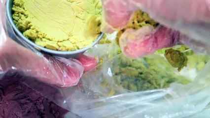 アンパンマン おもちゃアニメ ゼリーカップ型 色付きキネティックサンドであそぶよ メロンパンナちゃん