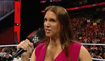 Woow OOPS this is impossible Wwe Raw Stephanie McMahon beats him Roman Reigns whats happen