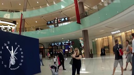 Little American Girl Hears Azan for the First Time (Must Watch) [HD, 720p]