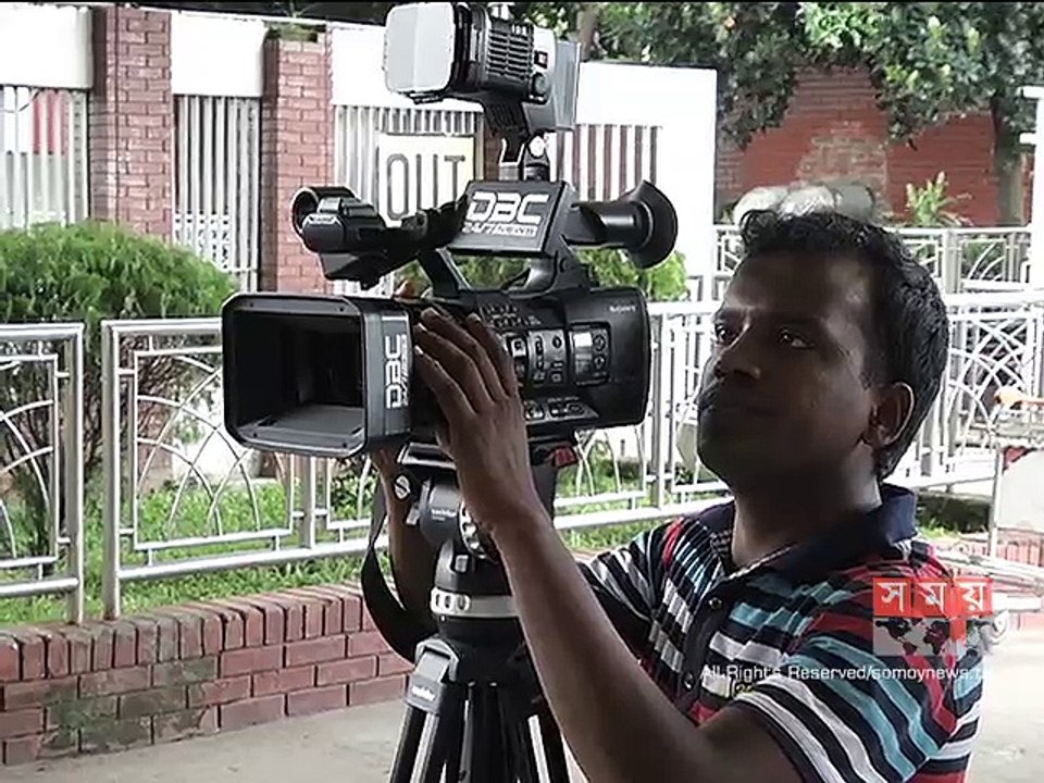 দেশে ফিরেছেন সাকিব
