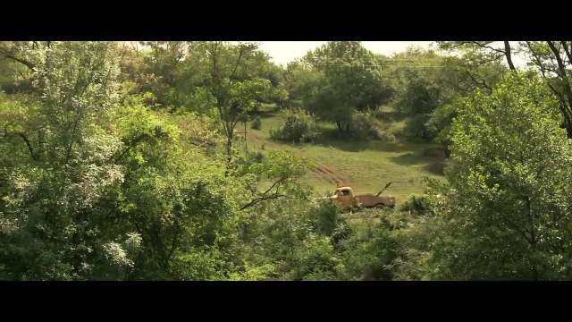 Aux Yeux des Vivants - VF