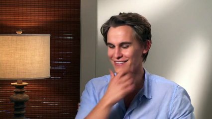 Un Amour sans Fin - Interview Rhys Wakefield VO