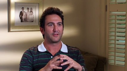 Un Amour sans Fin - Interview Josh Schwartz VO