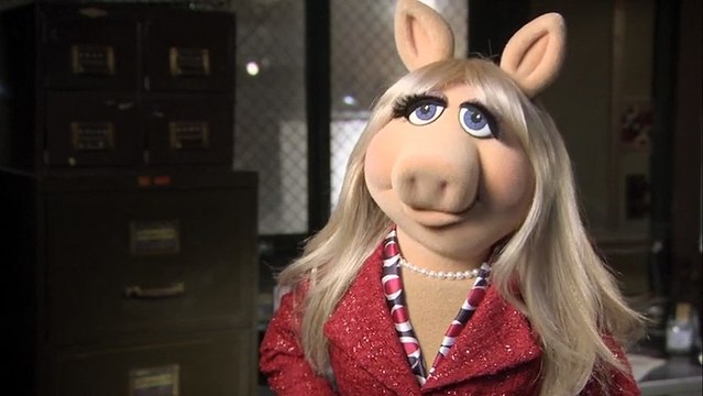 Muppets Most Wanted - Interview Miss Piggy VO