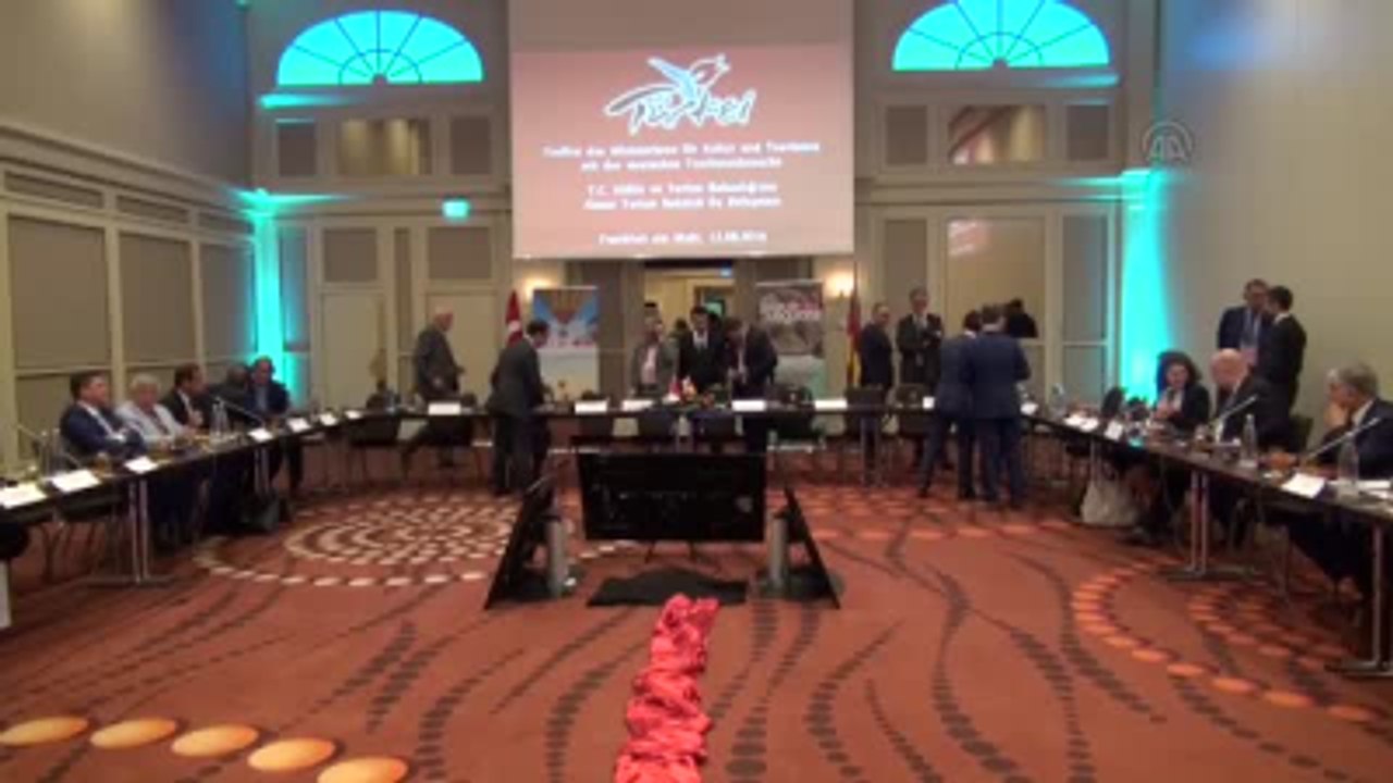 Bakan Avcı, Turizm Sektörü Temsilcileriyle Bir Araya Geldi