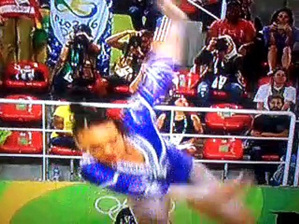 Olimpíadas Rio 2016 "JADE BARBOSA X SIMONE BILES"com duas medalhas de ouro