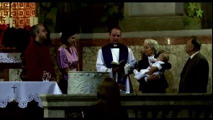 The Devil Inside  VF - EXT - Baptème