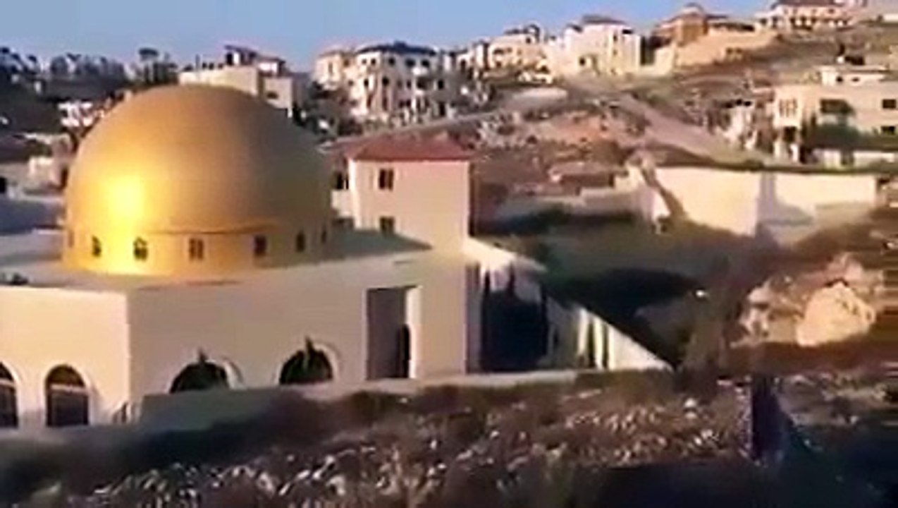 مساجد نابلس تصدح باغاني ام كلثوم