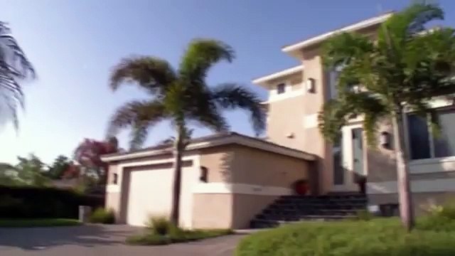 USA - Une ex-vedette de télé réalité arrêtée: Son fils de 6 ans a battu à mort sa soeur âgée de 13 jours