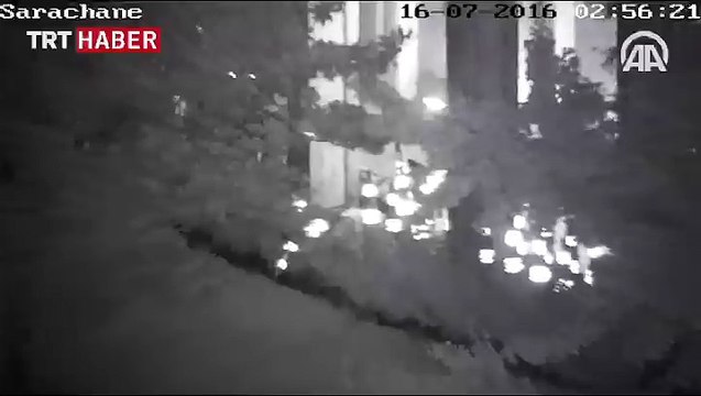 15 Temmuz gecesi bir polis, darbeci askerlere karşı tek başına ateş açtı