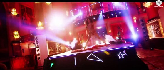 Gali Gali Mein (Shake My Booty) | New Video Song | Waarrior Savitri | Lucy Pinder | Niharica Raizada | Shalmali Kholgade | Param Gill