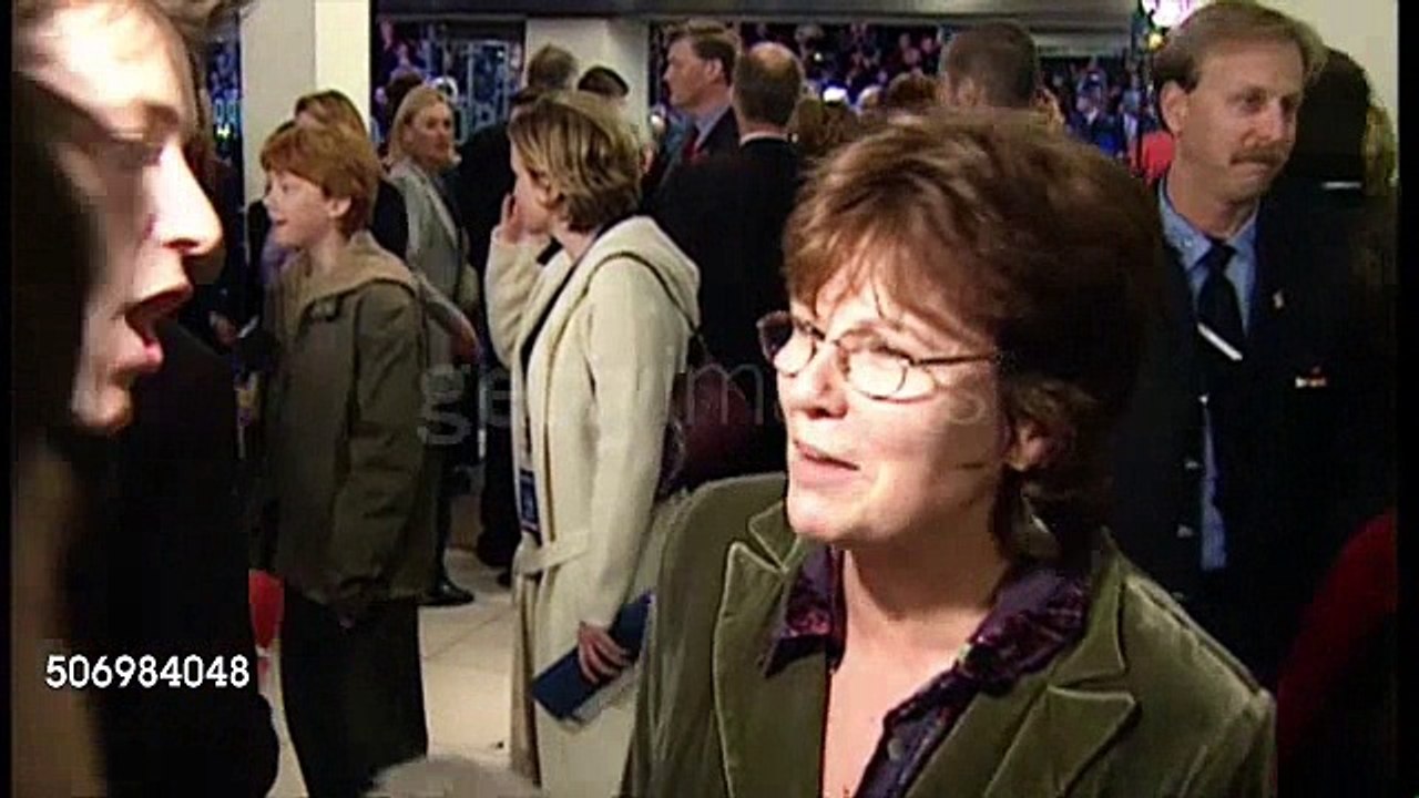 Julie Walters at the premiere of Harry Potter and the Philosopher's Stone - 04/11/2001