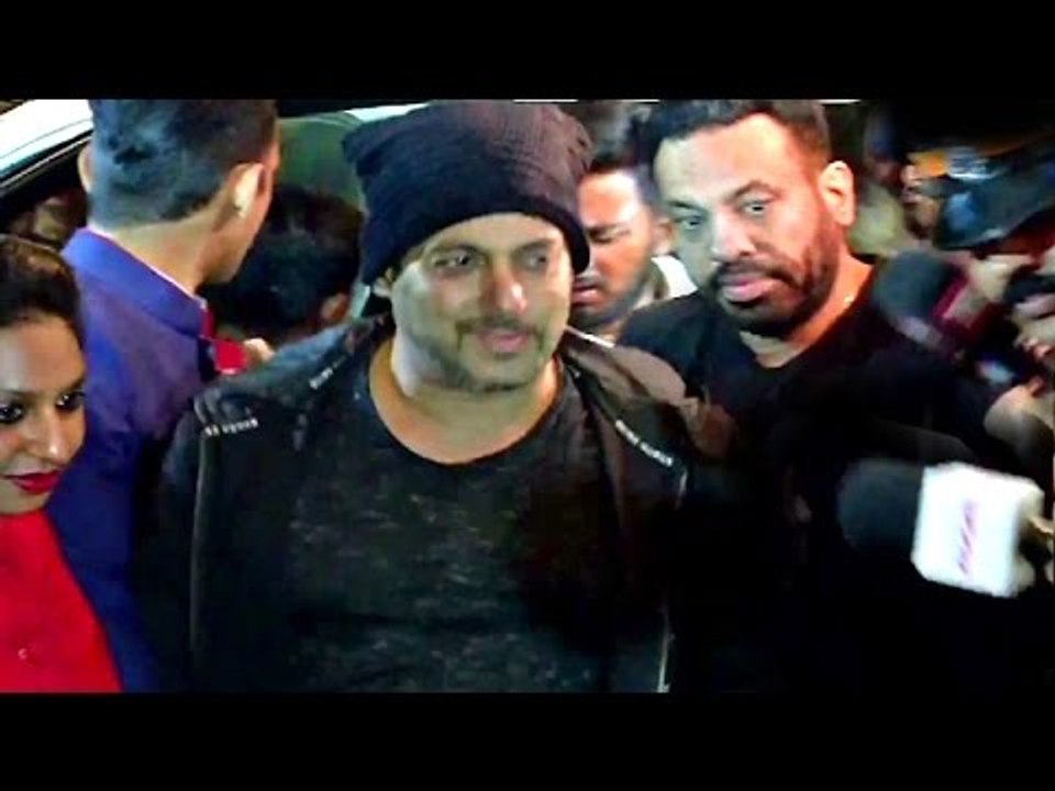 Salman Khan Laughs At Reporter When Asked About...