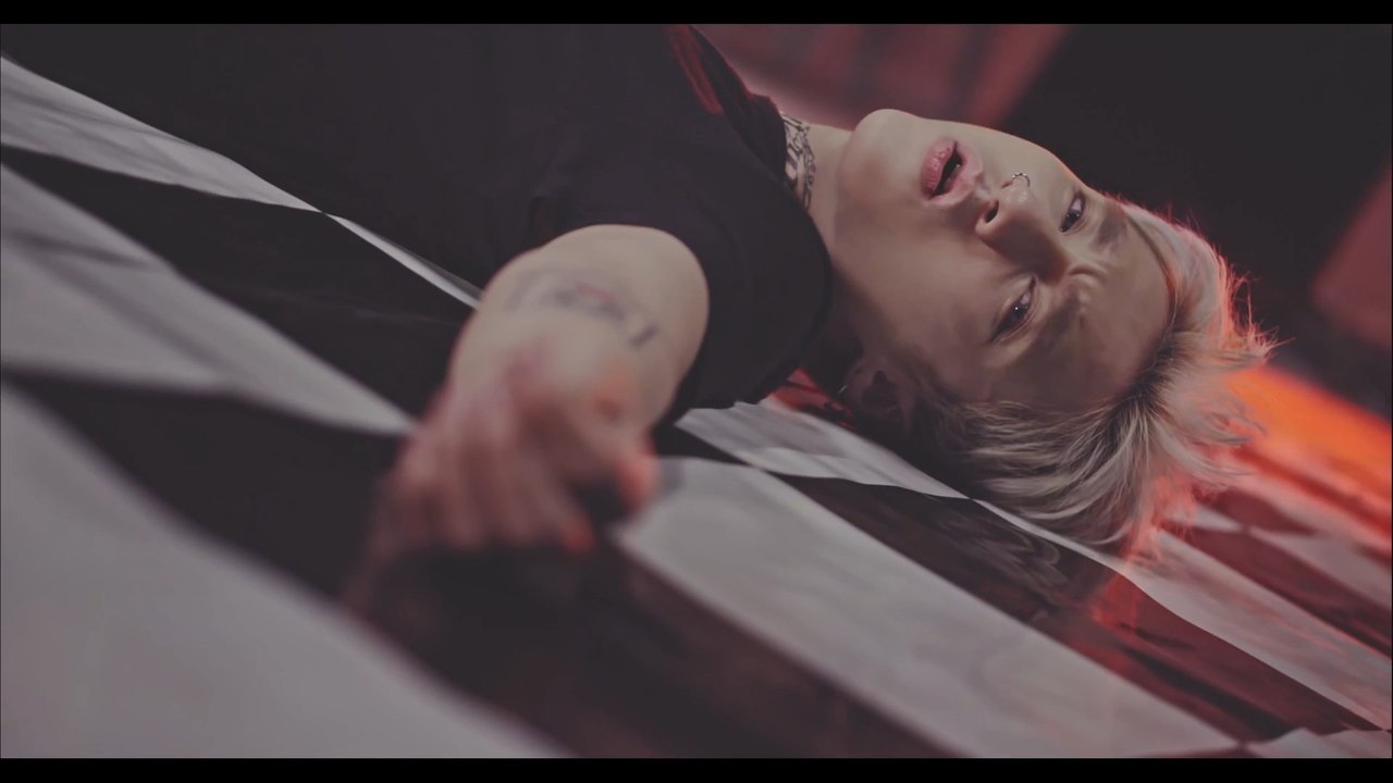 Chúng Ta Không Thuộc Về Nhau - Sơn Tùng M-TP