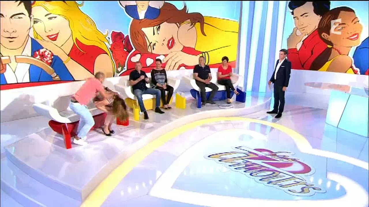 Un candidat chute sur le plateau des "Zamours" - Regardez