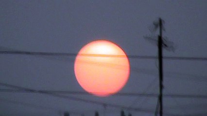 Закат красного солнца