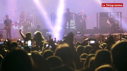 Fête du bruit. 15.000 personnes ont vibré avec Indochine
