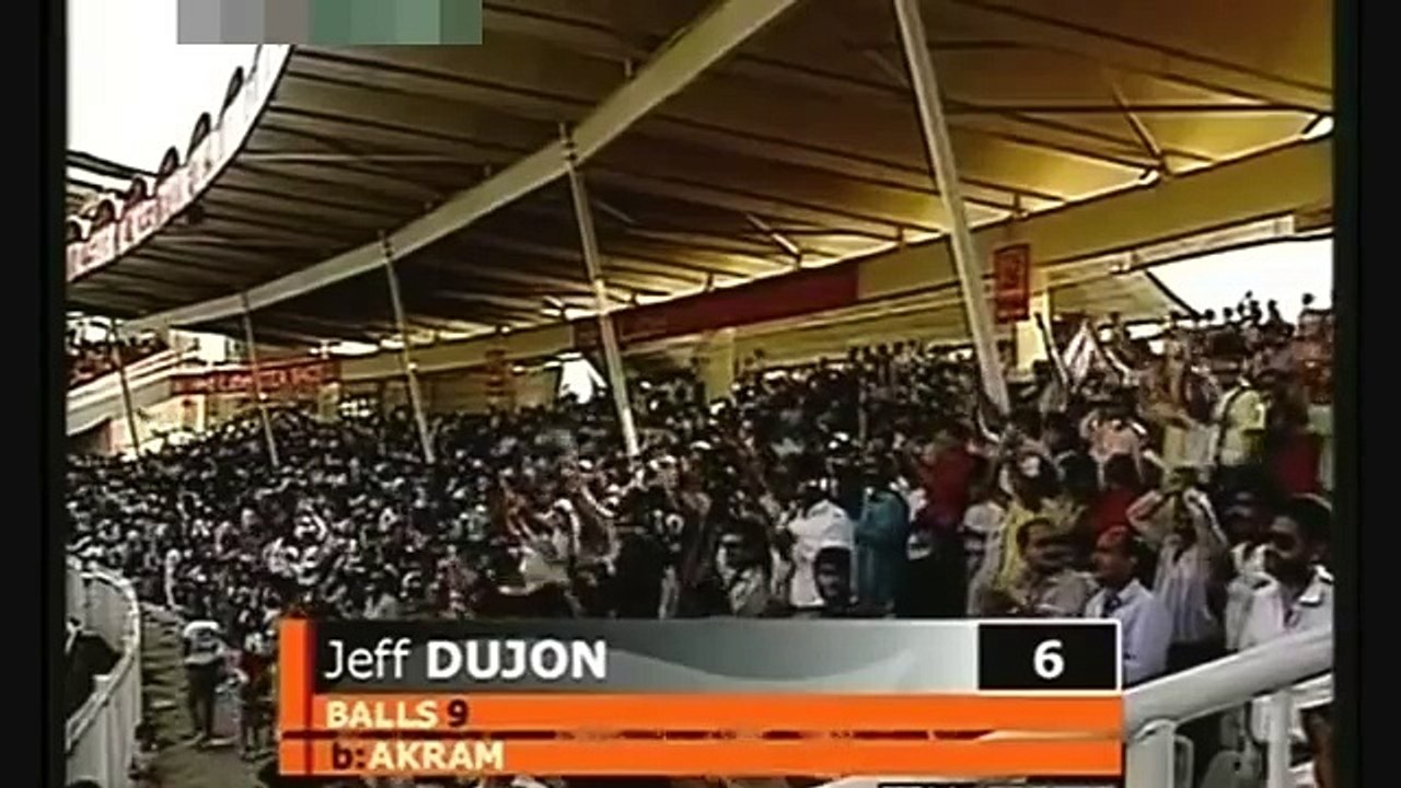 Top 5 Cricket Hat tricks in cricket History by Pakistan Players !!!