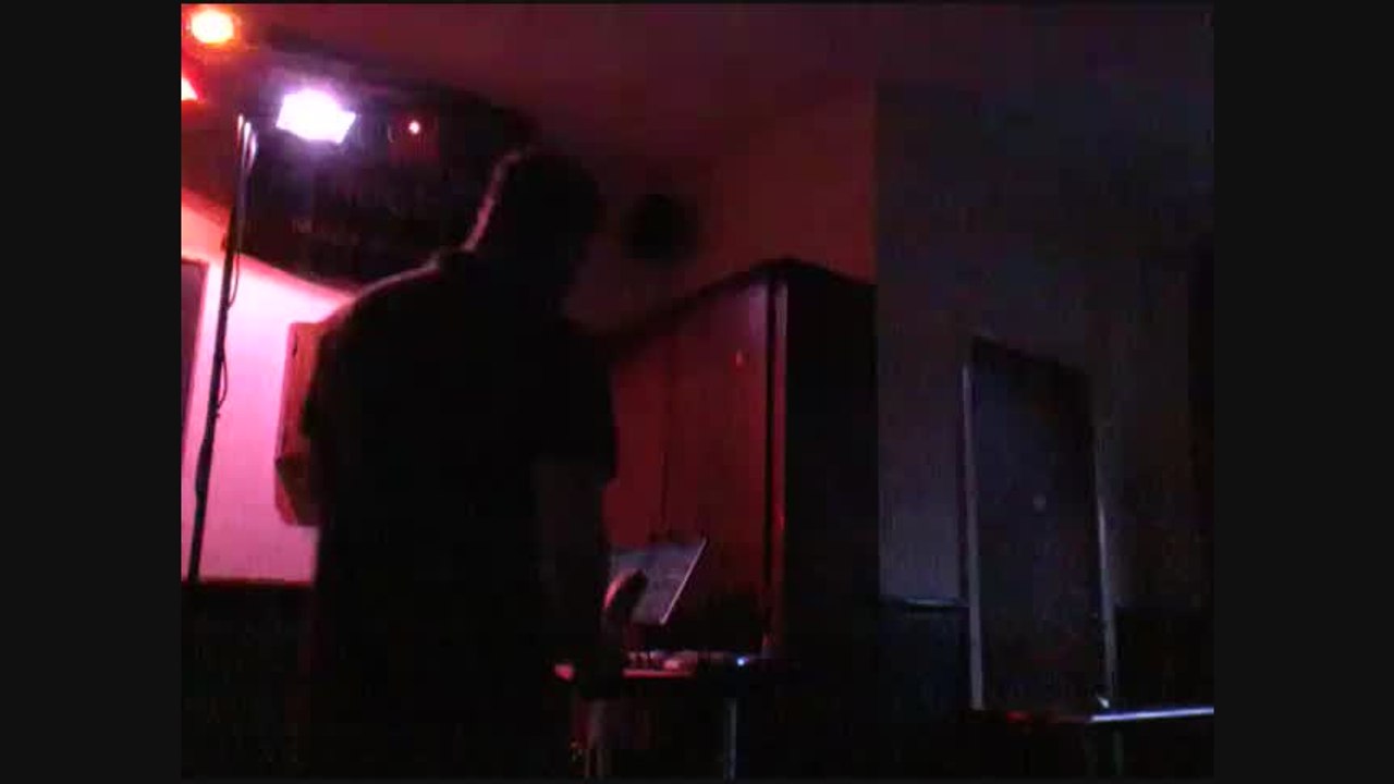 andy riley singing i can't make you love me cover.mp4