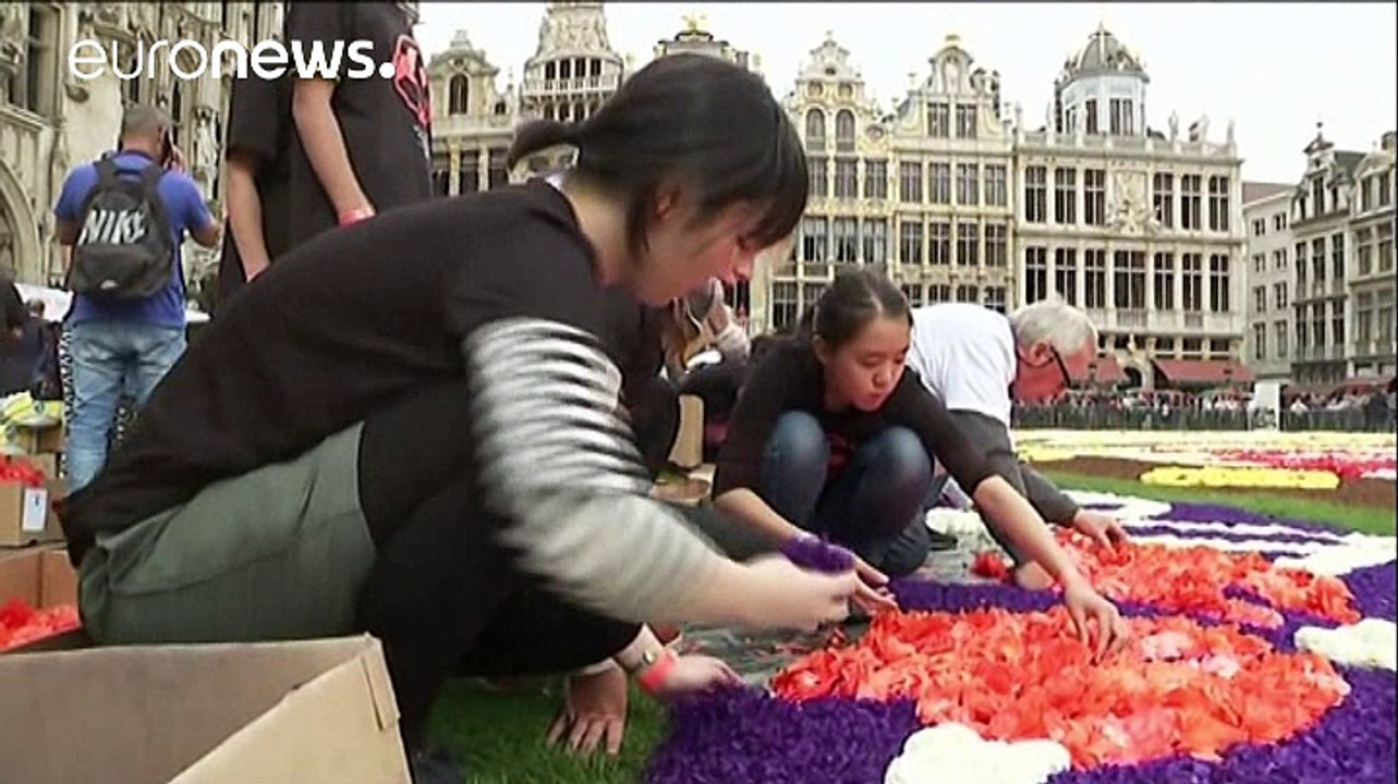 Un tapis de fleurs aux couleurs du Japon sur la Grand-Place de Bruxelles