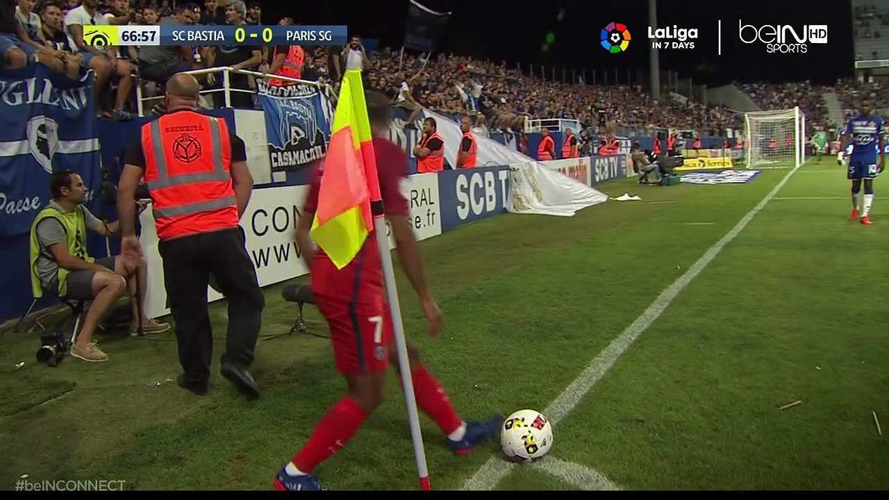 Lucas Moura Struck