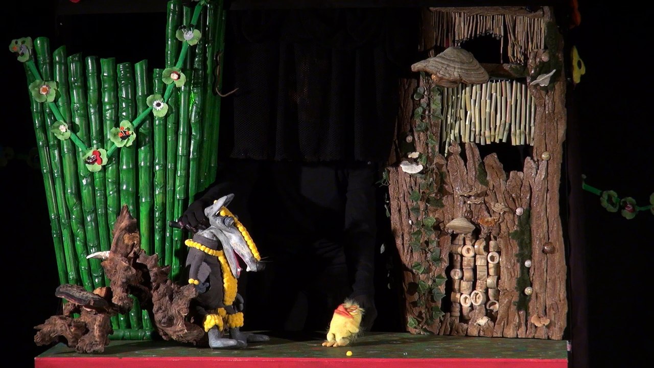 Les couleurs de Loup. Tout public à partir de 3 ans. Adapté de l'album Le loup qui voulait changer de couleur.