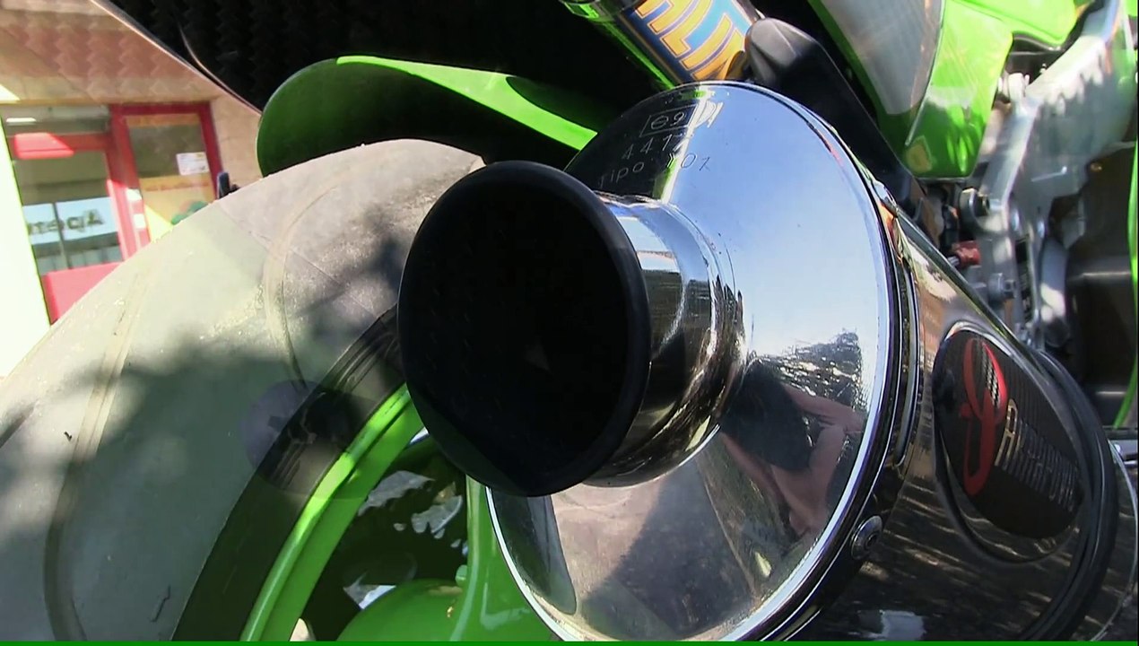 Akrapovìc for Kawasaki ZXR 400 Year 1990 (EXHAUST SOUND)[1]
