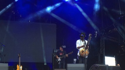 Début des concerts avec Joe Driscoll et Sekou Kouyate