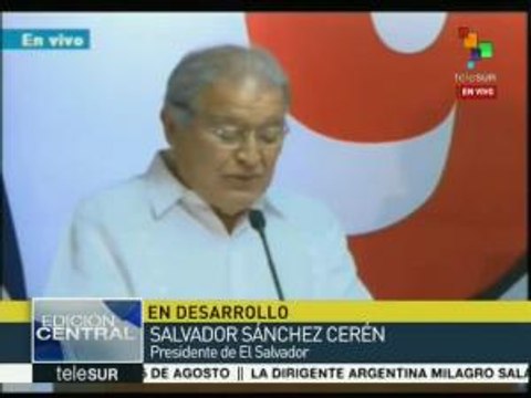 El Salvador celebra el cumpleaños 90 del comandante Fidel Castro