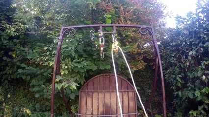 Spéléo à puits bouilland préparation de la descente