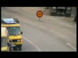 Corruption Des Gendarmes  au maroc live a targuist  Part II