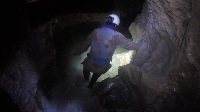 Exploration puits bouillant