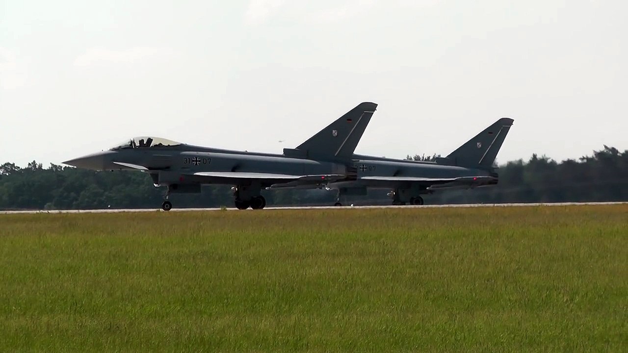ILA 2016 2 Eurofighter Typhoon, 1 Panavia Tornado Fahigkeitsdarstellung (SiLuRa) Full Display