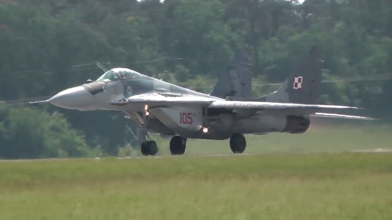 ILA 2016 Berlin Air Show Mig-29 Fulcrum Full Display