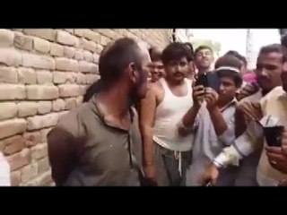 Child Kidnappers Caught By People With Knife visa card and candies