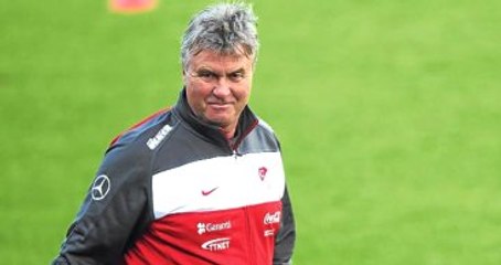 Guus Hiddink, Fenerbahçe'nin Gündeminde Yok