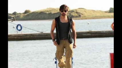 Adhuri-Zindagi-Hai--Himesh-Reshammiya--Tera-Suroor