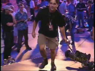 Missing Link vs. Crusher BattleBots Long Beach. August 1999, RAW FOOTAGE!