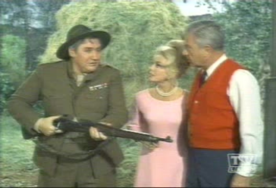 Green Acres - S 1 E 11 - Parity Begins At Home