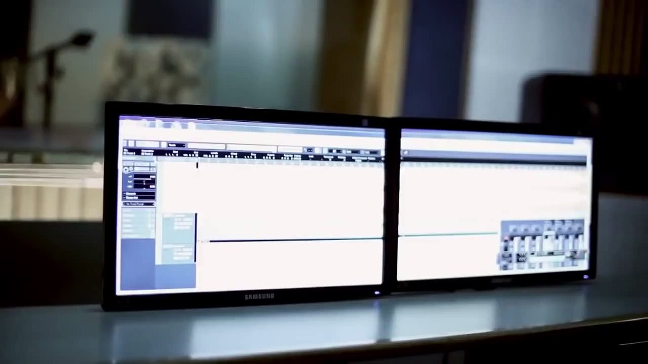 Blue Eyes Yo Yo Honey Singh Song By Noddy Khan - talentdunia.in